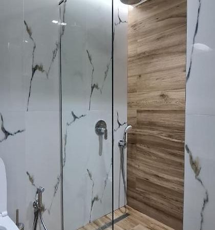 Appartement Luxurious Apartament à Saranda Extérieur photo